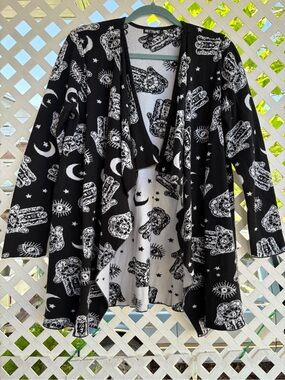 Hot Topic Black & White Celestial Witchy Cardigan